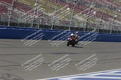 media/Aug-27-2022-Fastrack Riders (Sat) [[c588535105]]/Level 4/Session 1 Start Finish/